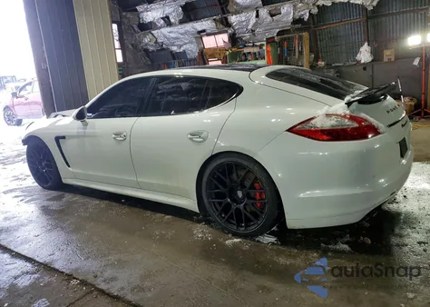 2013 Porsche Panamera Gts z USA, uszkodzony, nr VIN WP0AF2A74DL075749